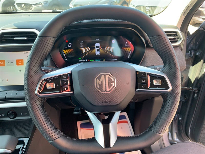 MG ZS 1.5 Hybrid Trophy Suv Hybrid Euro Red #27