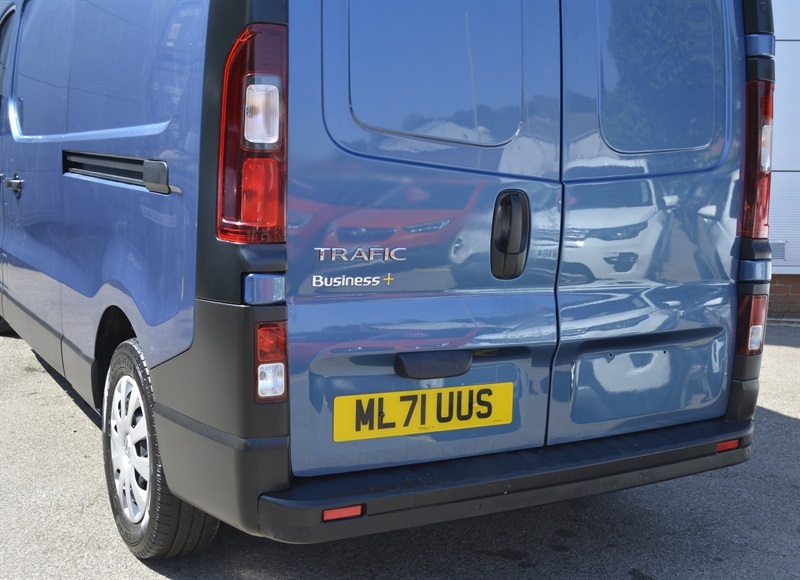Renault Trafic  White #16