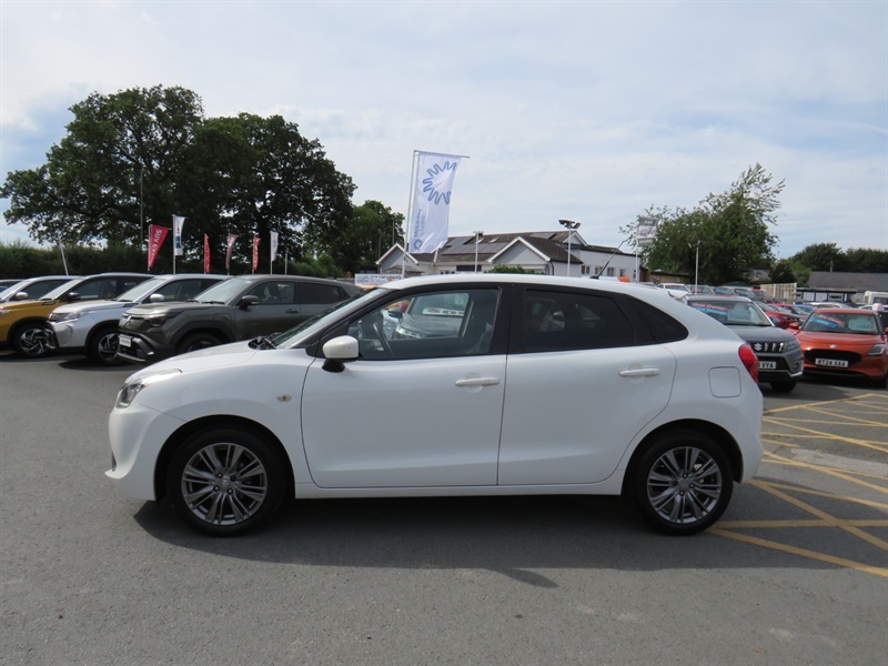 Suzuki Baleno 1.0 Boosterjet Sz-t Hatchback Eu White #4