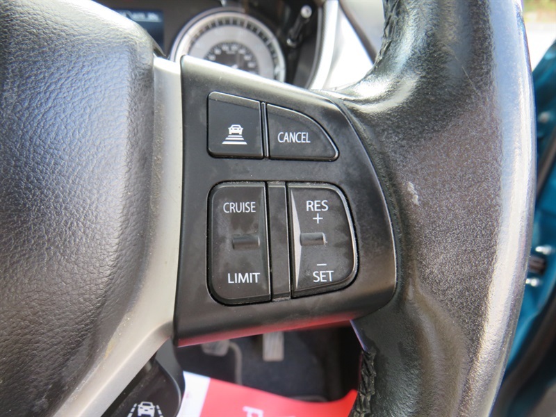 Suzuki Vitara Hatchback Grey #12