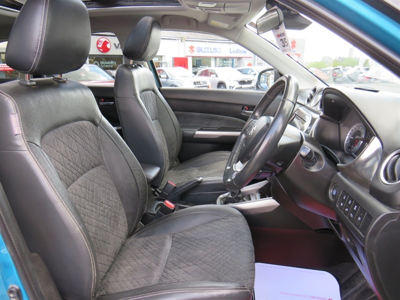 Suzuki Vitara Hatchback Grey #9