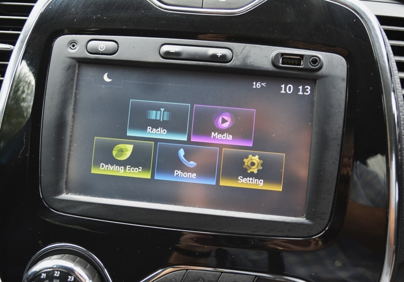Renault Captur Black #14