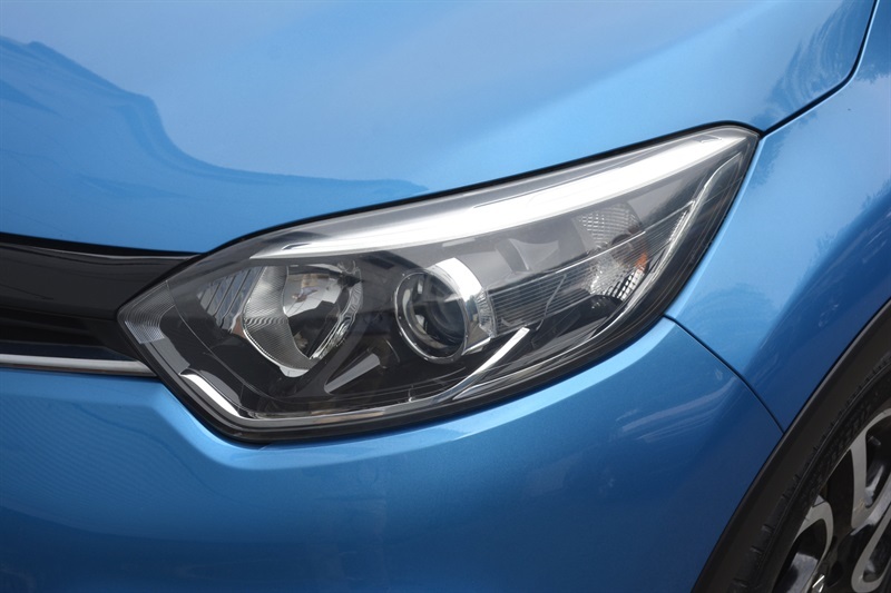 Renault Captur Black #27