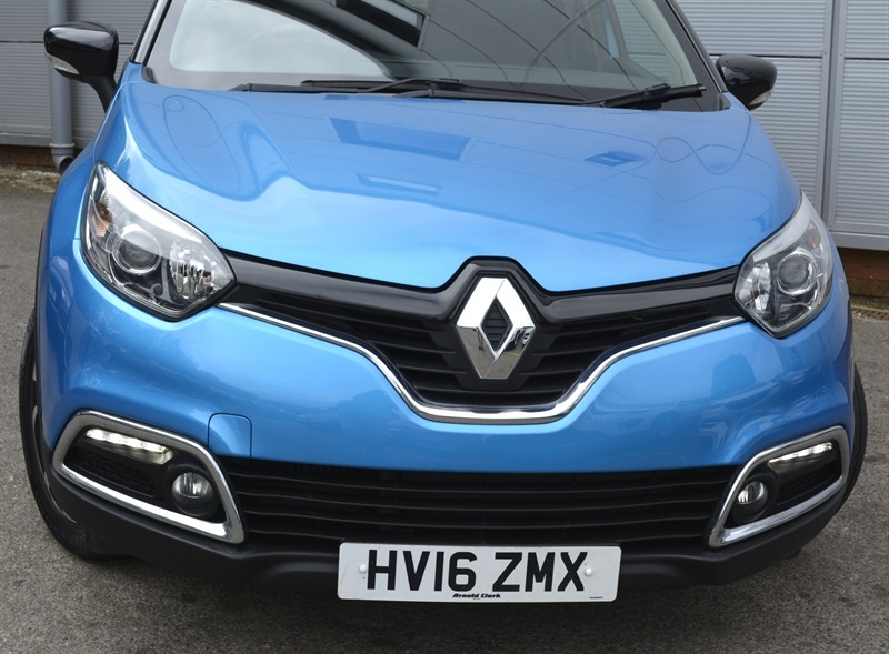 Renault Captur Black #29