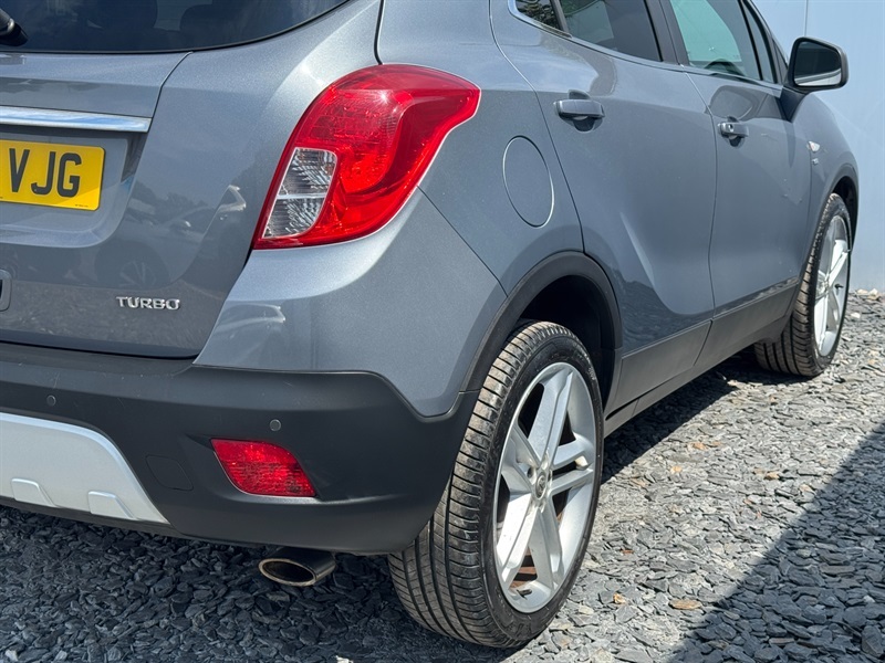 Vauxhall Mokka Hatchback White #9