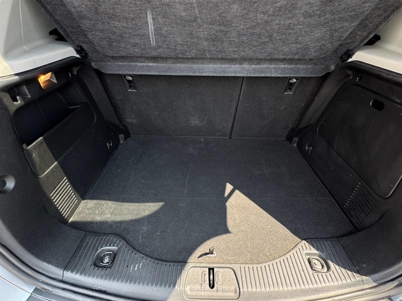 Vauxhall Mokka Hatchback White #21