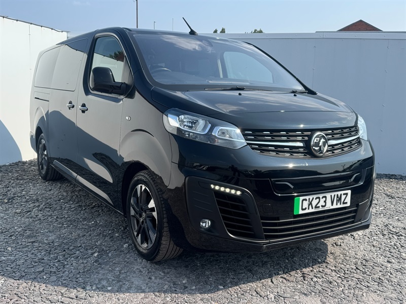 Vauxhall Vivaro 50Kwh Ultimate Mpv Lwb 8 Seat, Black