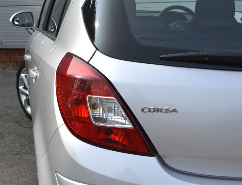Vauxhall Corsa 1.2I 16V Design Black #20
