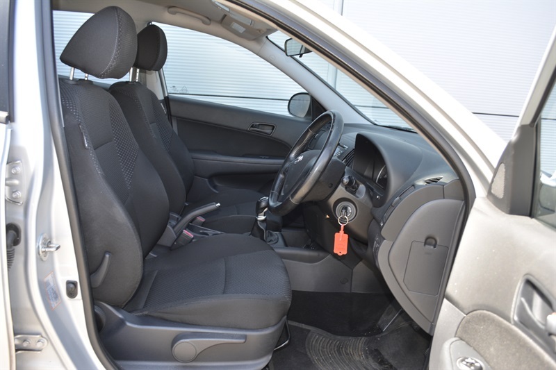 Hyundai I30 Classic Silver #8