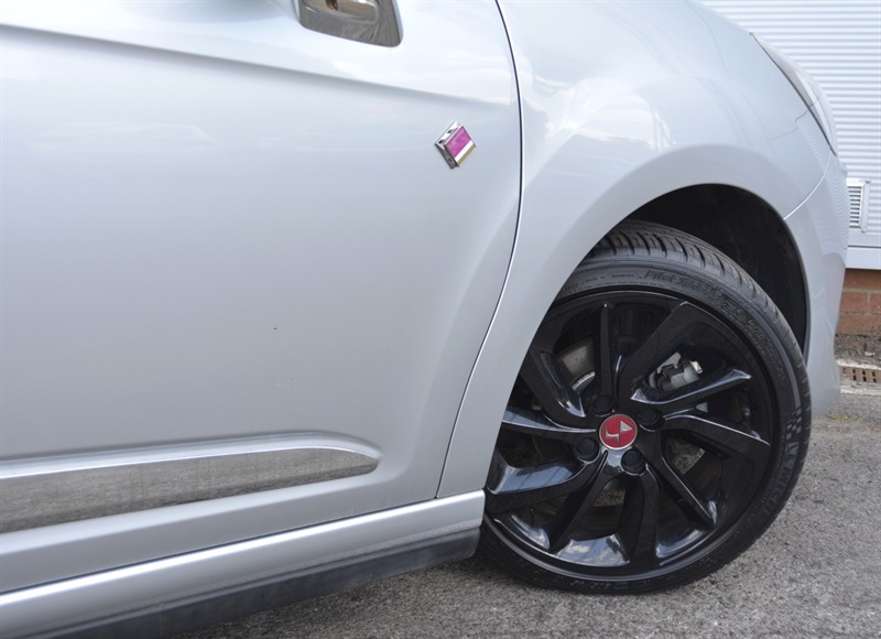 DS DS 3 Ds 3 1.2 Puretech Performance Line Eat6 Euro 6 S Silver #31