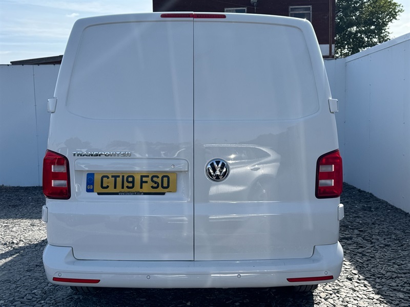 Volkswagen Transporter 2L Highline Beige #8