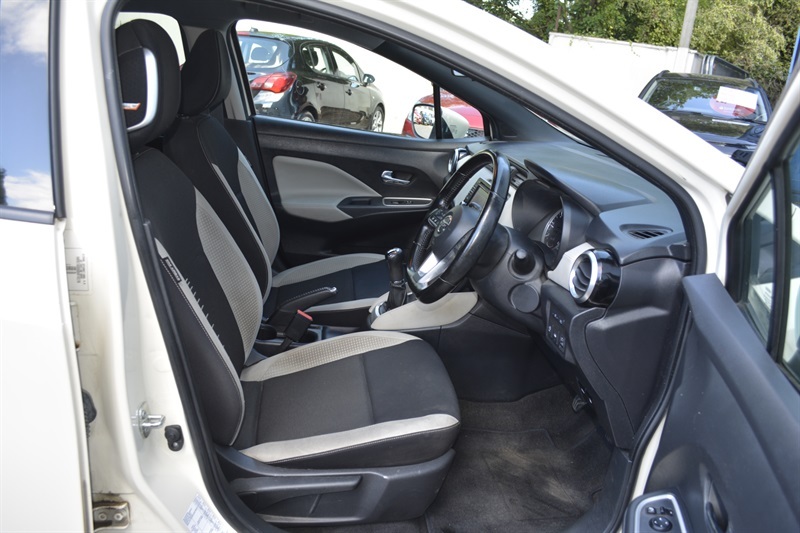 Nissan Micra Hatchback Ig-t Acenta 2018 Red #8