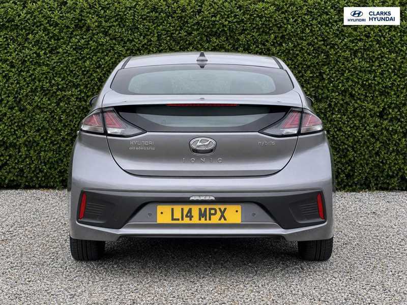 Hyundai Ioniq Hatchback Grey #7