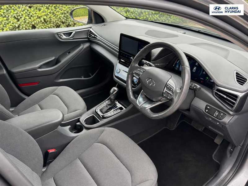 Hyundai Ioniq Hatchback Grey #13