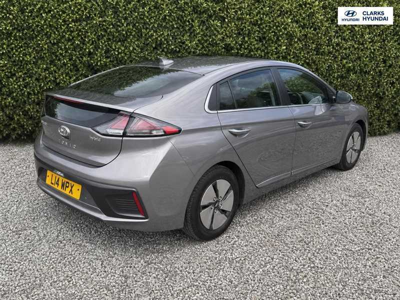 Hyundai Ioniq Hatchback Grey #8