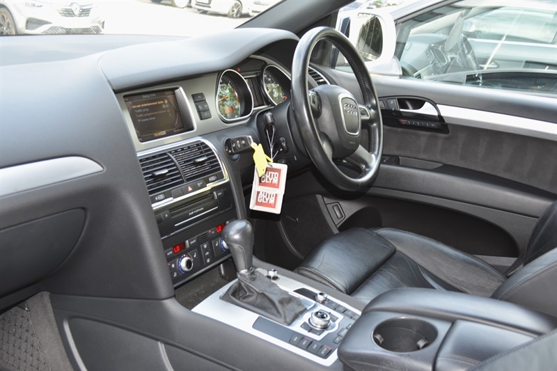 Audi Q7 3.0 Tdi Quattro S Line 240 Bhp Black #14