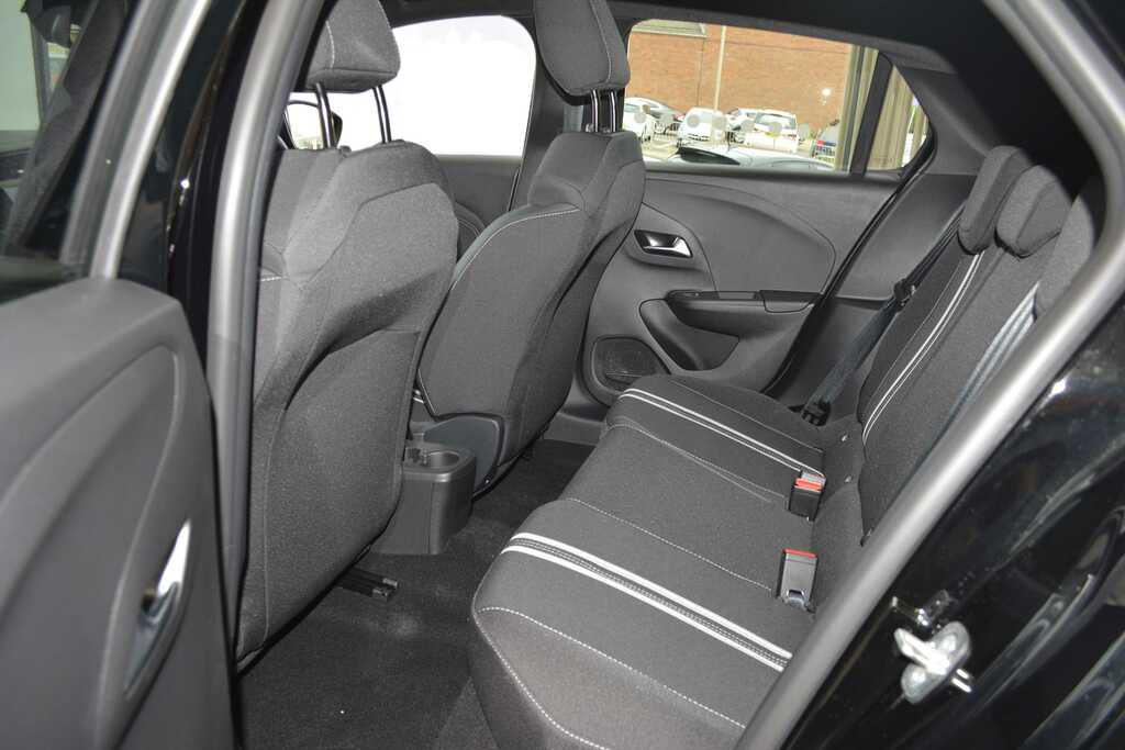 Vauxhall  Longitude Black #9