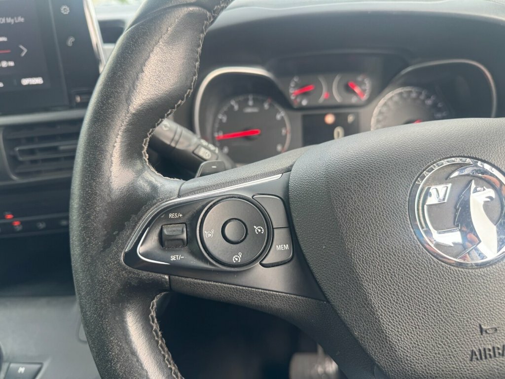 Vauxhall Combo Life 1.5 Turbo D Blueinjection Energy Mpv Au Black #16