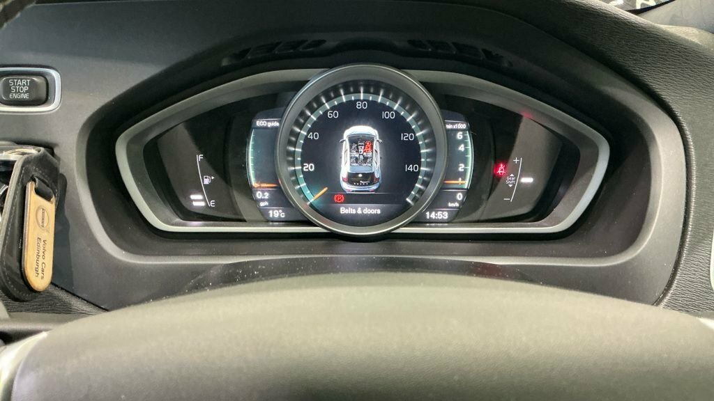 Volvo V40 T2 Momentum Rear Park Assist, Dab Radio Blue #12