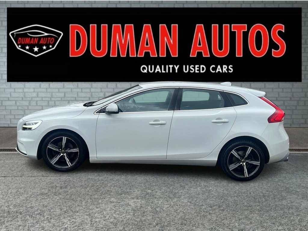 Volvo V40 2L R-design SN68GGE White #3