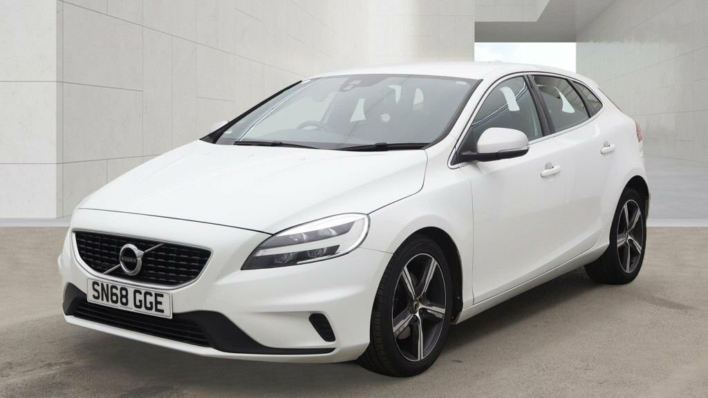 Volvo V40 2L R-design White #2