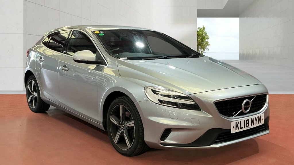 Volvo V40 1.5L R-design Nav Plus Silver