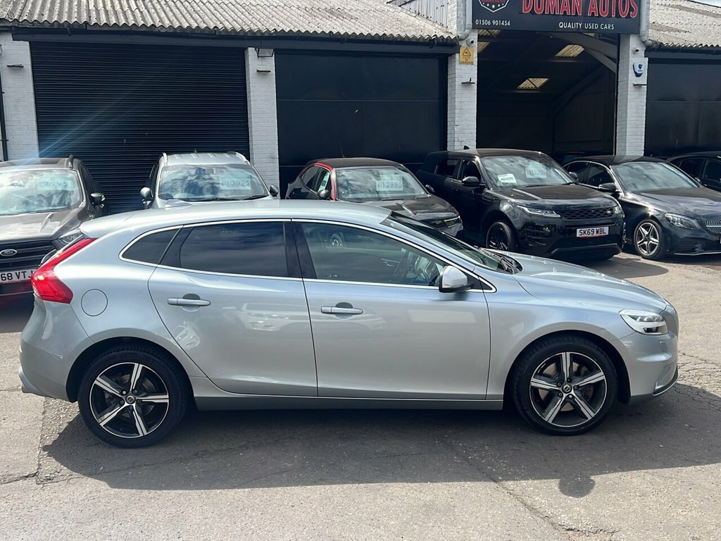 Volvo V40 1.5L R-design Nav Plus Silver #6