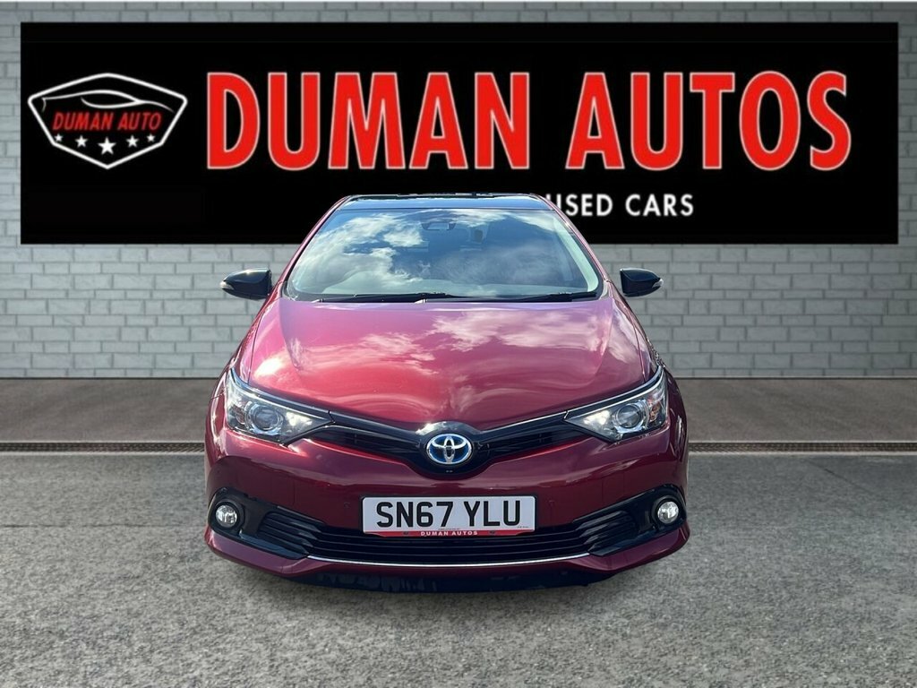 Toyota Auris 1.8L Gb25 Red