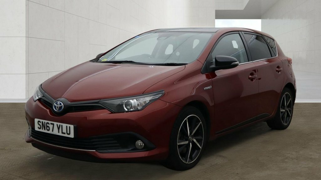 Toyota Auris 1.8L Gb25 Red #2