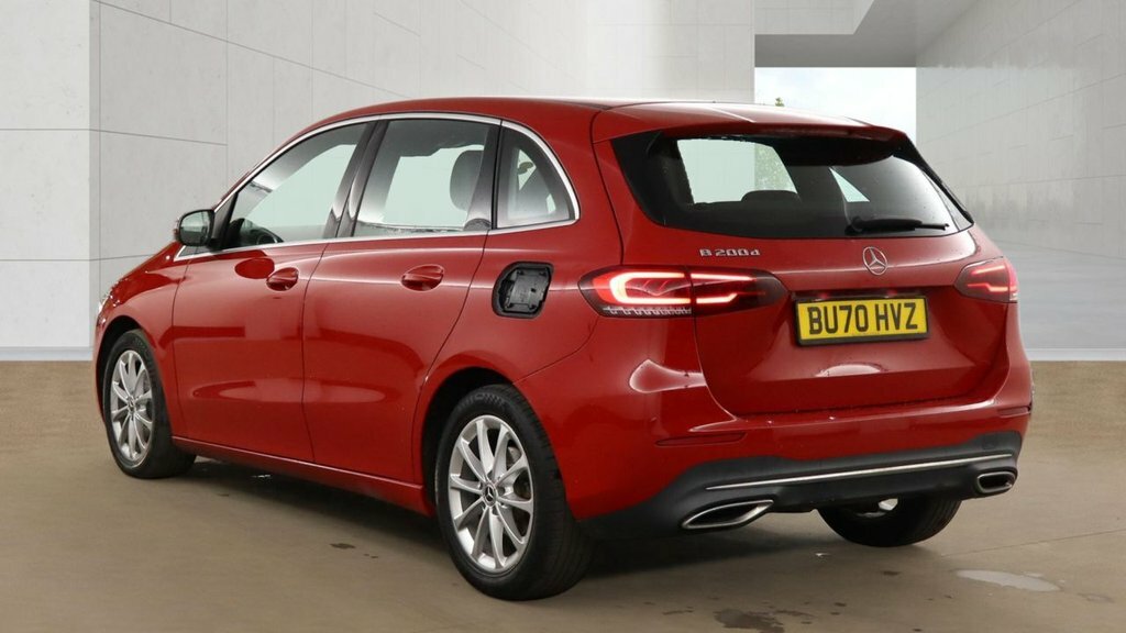 Mercedes-Benz B Class 2L Sport Red #3