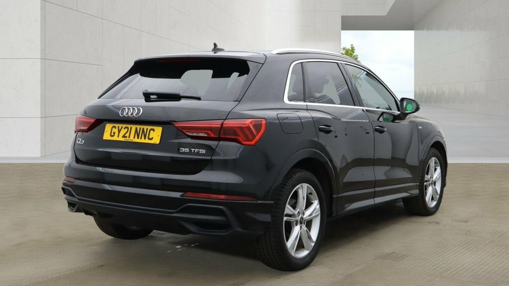 Audi Q3 1.5L S Line Black #4