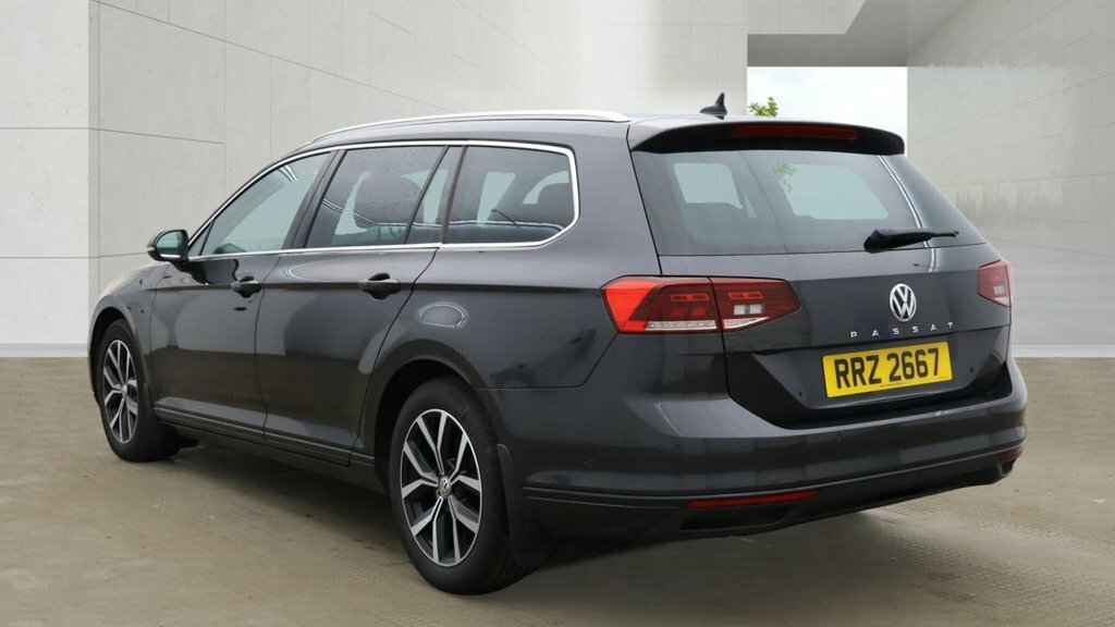 Volkswagen Passat 1.6L Sel Grey #2