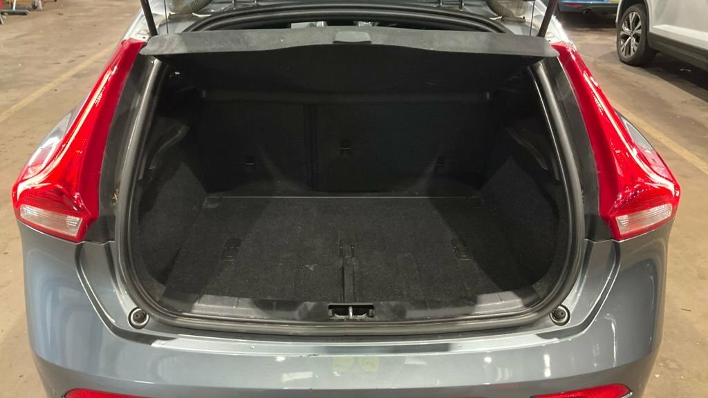 Volvo V40 2L R-design Edition Grey #4