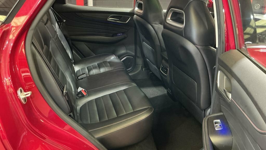 MG HS 1.5 T Gdi Excite Suv Dct Red #4