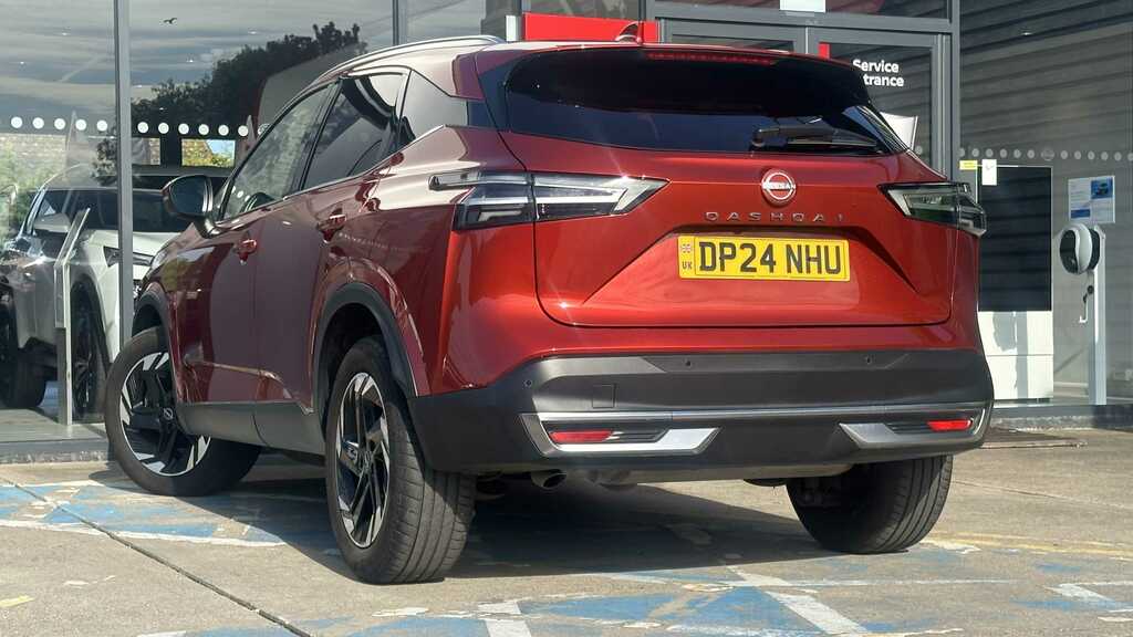 Nissan Qashqai N-connecta Dig-t DP24NHU Red #4