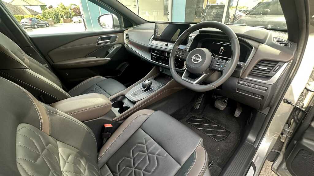 Nissan Qashqai Tekna Dig-t Mhev AA74ART Silver #2