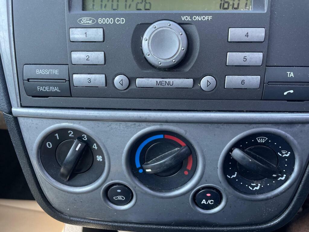 Ford Fiesta 1.6 Tdci Zetec Band C Road Tax 116 Gkm Blue #20