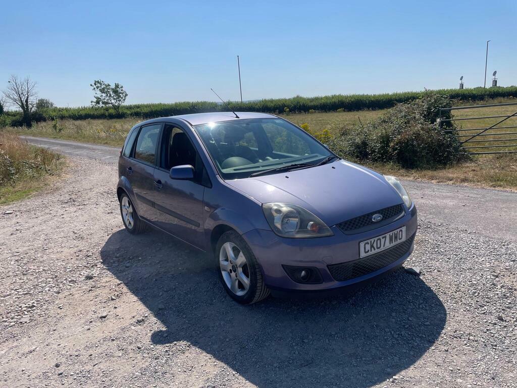 Ford Fiesta 1.25 Freedom Purple