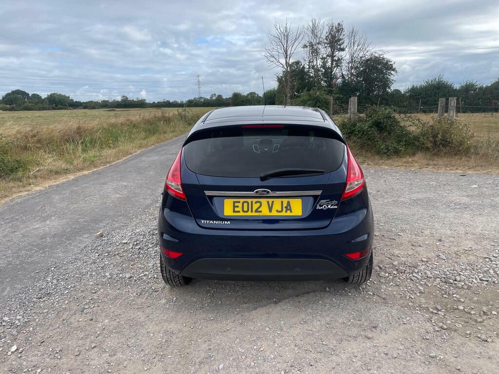 Ford Fiesta Hatchback 1.25 Zetec 201212 Red #7