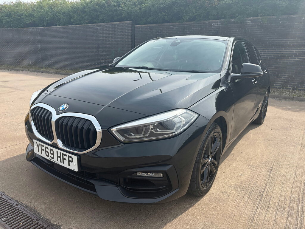 BMW 1 Series 1.5 118I Sport Hatchback Euro 6 Black