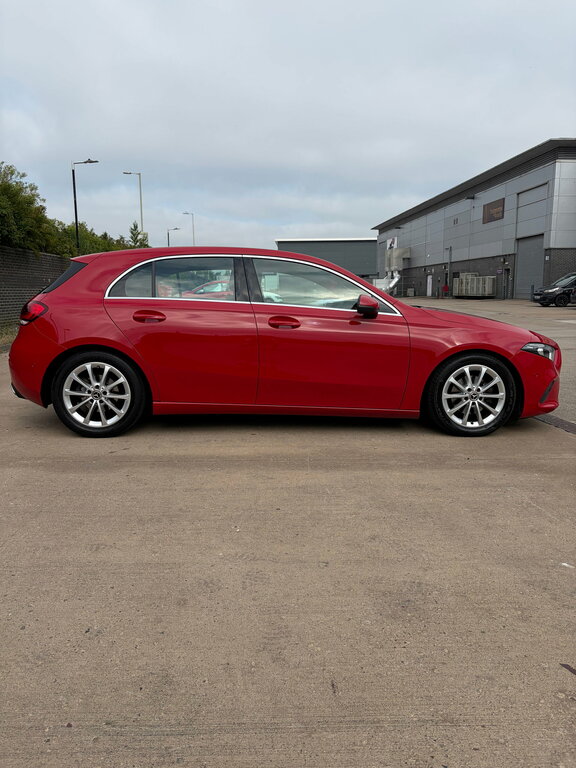 Mercedes-Benz A Class 1.3 A180 Sport Executive Hatchback Ma SY69SKZ Red #6