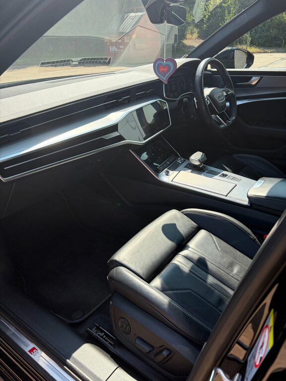 Audi A6 Avant 2L S Line White #10