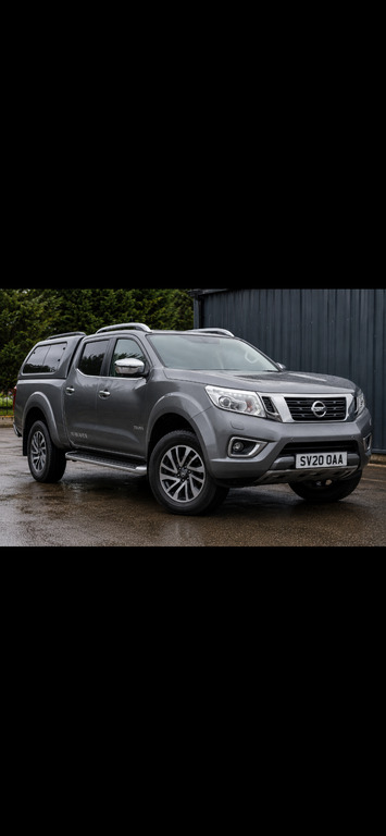 Nissan Navara 2.3 Dci Tekna Pickup Double Cab 4W Grey