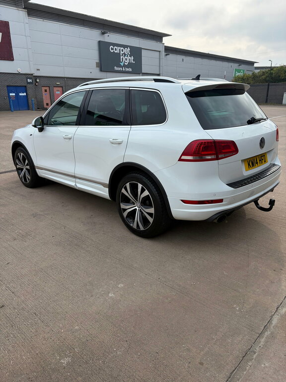 Volkswagen Touareg 3.0 Tdi V6 Bluemotion Tech R-line Suv T KW14HFD White #3