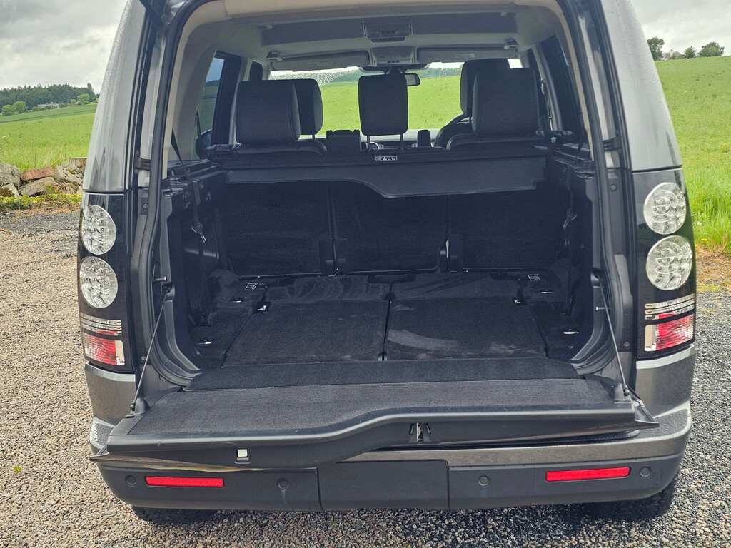 Land Rover Discovery 3 Graphite White #7