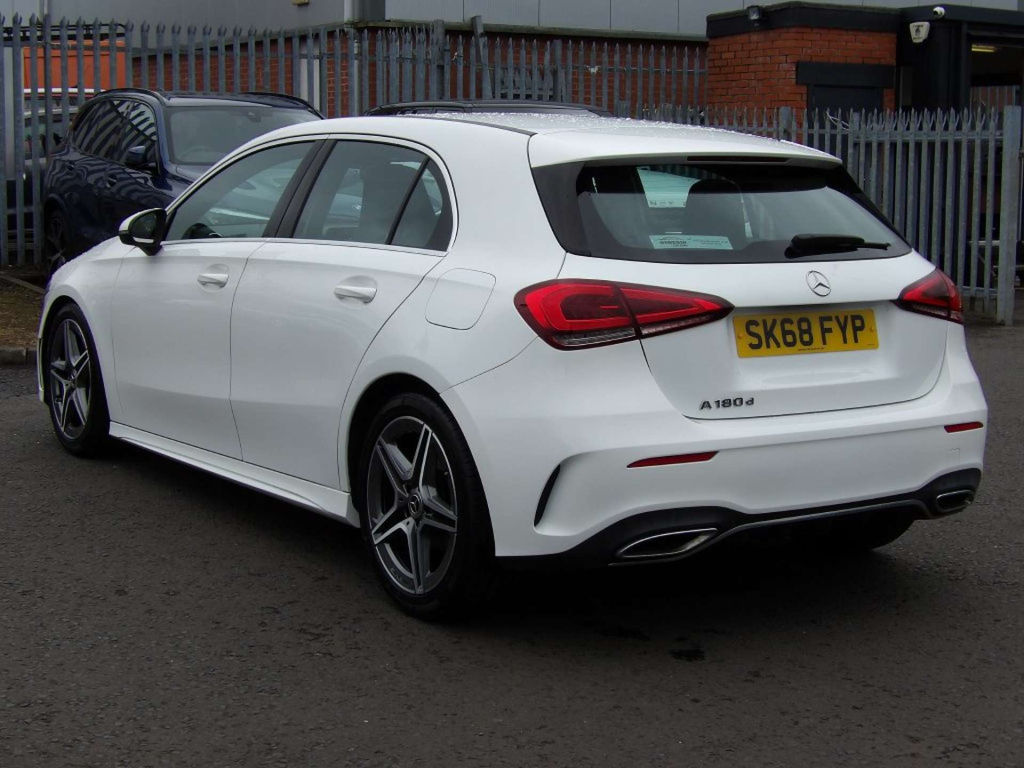 Mercedes-Benz A Class Amg Line D SK68FYP White #5