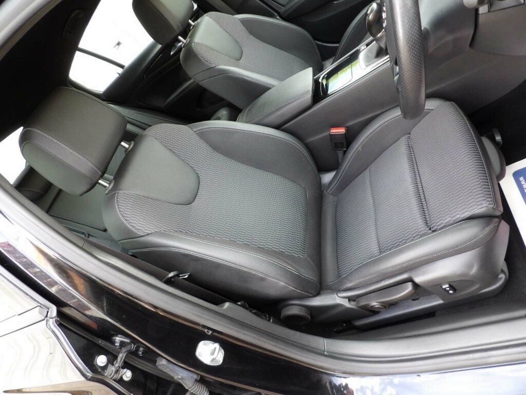 Vauxhall Insignia Hatchback 2019 Vauxhall Insignia 1.5 I Turbo Sri V White #12