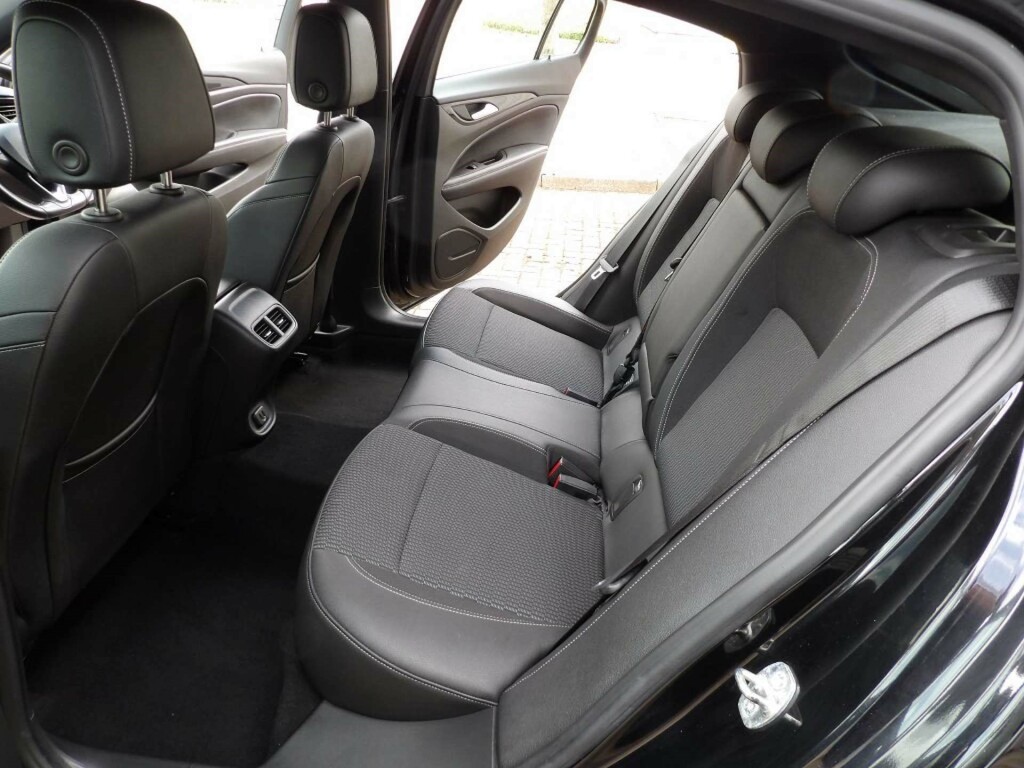 Vauxhall Insignia Hatchback 2019 Vauxhall Insignia 1.5 I Turbo Sri V White #17