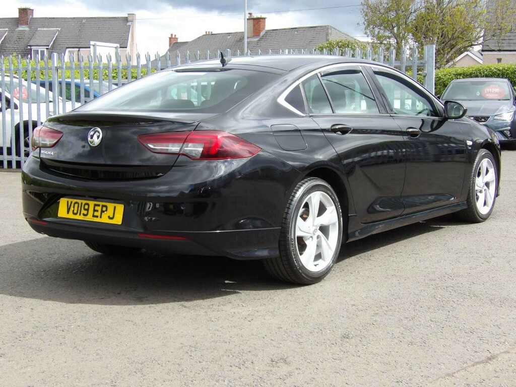 Vauxhall Insignia Hatchback 2019 Vauxhall Insignia 1.5 I Turbo Sri V White #7