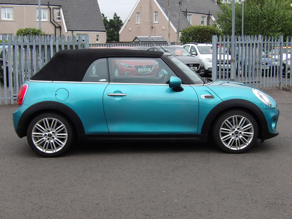 Mini Convertible Cooper Auto Blue
